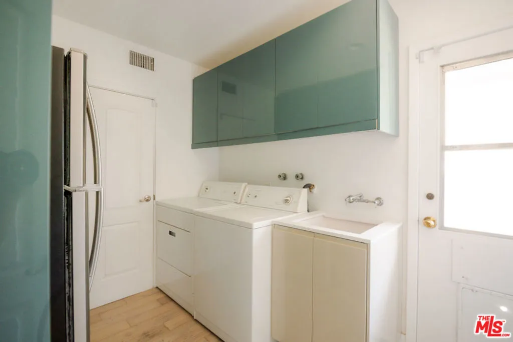 2700 Carmar Drive, Los Angeles, California 90046 home-pic-12